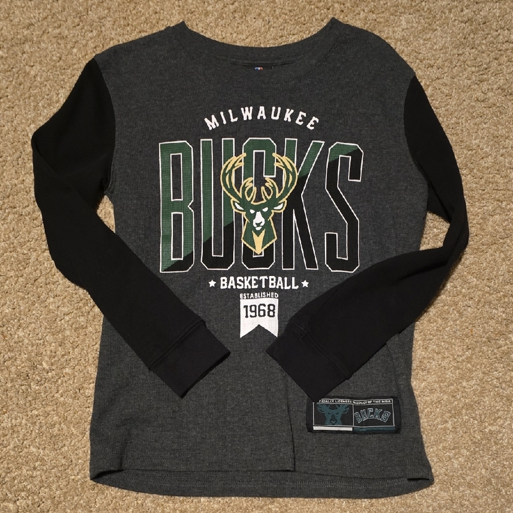 NBA Milwaukee Bucks Kids Long Sleeve Tee - Black and Green